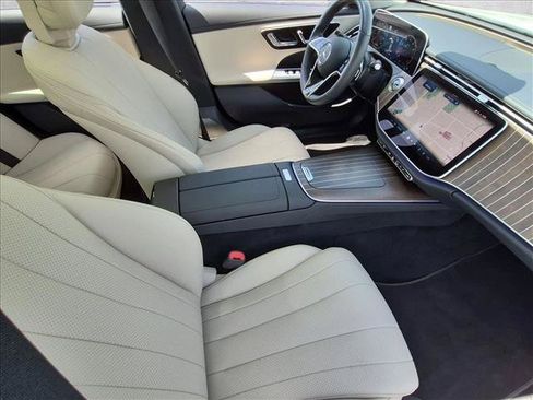 Used 2026 Mercedes-Benz E 350 Sedan image 22