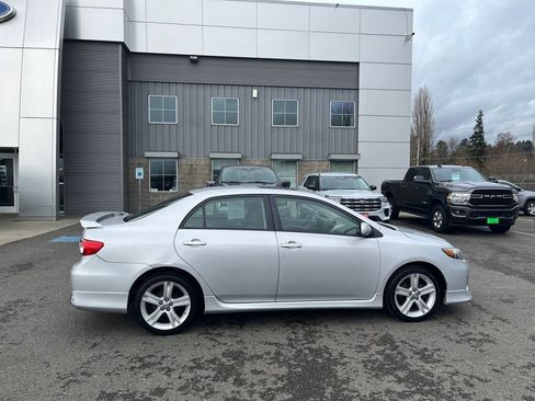 Used 2013 Toyota Corolla S w/ Premium Pkg image 6