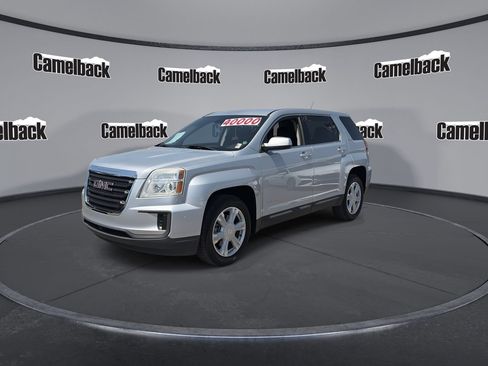 Used 2017 GMC Terrain SLE FWD image 3