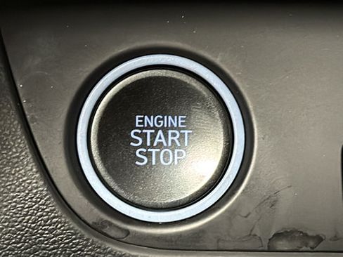 Used 2025 Hyundai Elantra N FWD image 31