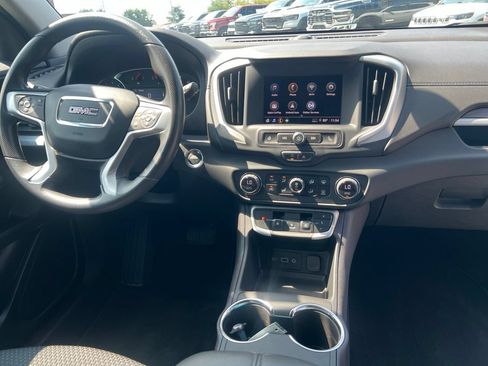 Used 2024 GMC Terrain SLE w/ Driver Convenience Package FWD image 23