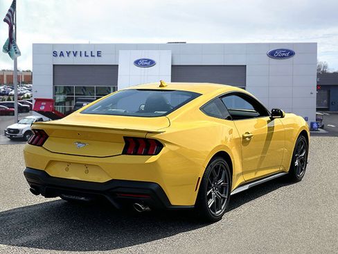 Used 2024 Ford Mustang Coupe w/ 2.3L High Performance Package image 5