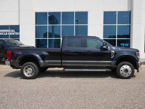 Certified 2020 Ford F450 Lariat w/ Lariat Value Package AWD/4WD image 2