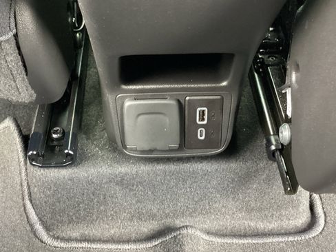 Used 2026 Chevrolet TrailBlazer LT w/ Convenience Package FWD image 36