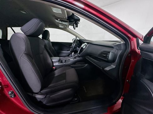 Used 2023 Subaru Outback Premium image 29