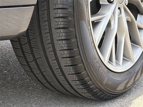 Used 2025 Jeep Grand Cherokee Summit image 18