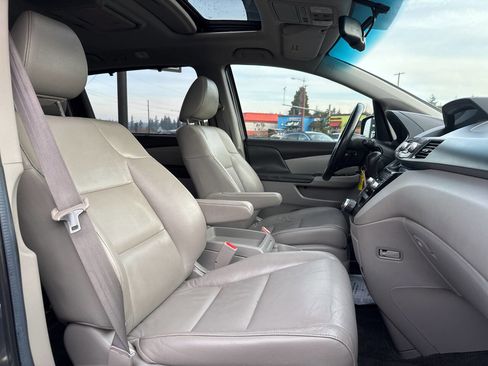 Used 2012 Honda Odyssey Touring Elite image 17