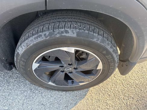 Used 2024 Nissan Rogue SV w/ SV Premium Package image 12