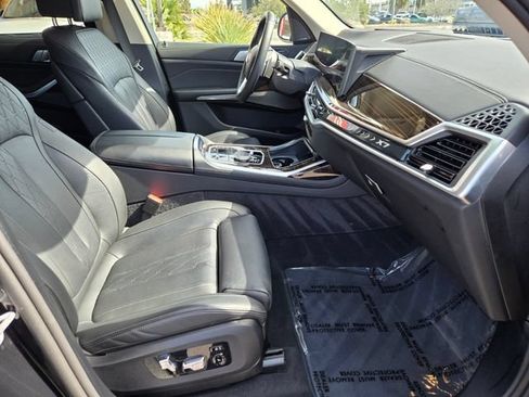 Used 2026 BMW X7 xDrive40i w/ Premium Package AWD/4WD image 21