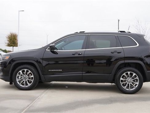 Used 2021 Jeep Cherokee Latitude Lux image 6