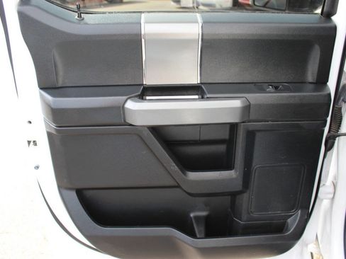 Used 2016 Ford F150 XLT w/ Equipment Group 302A Luxury image 16