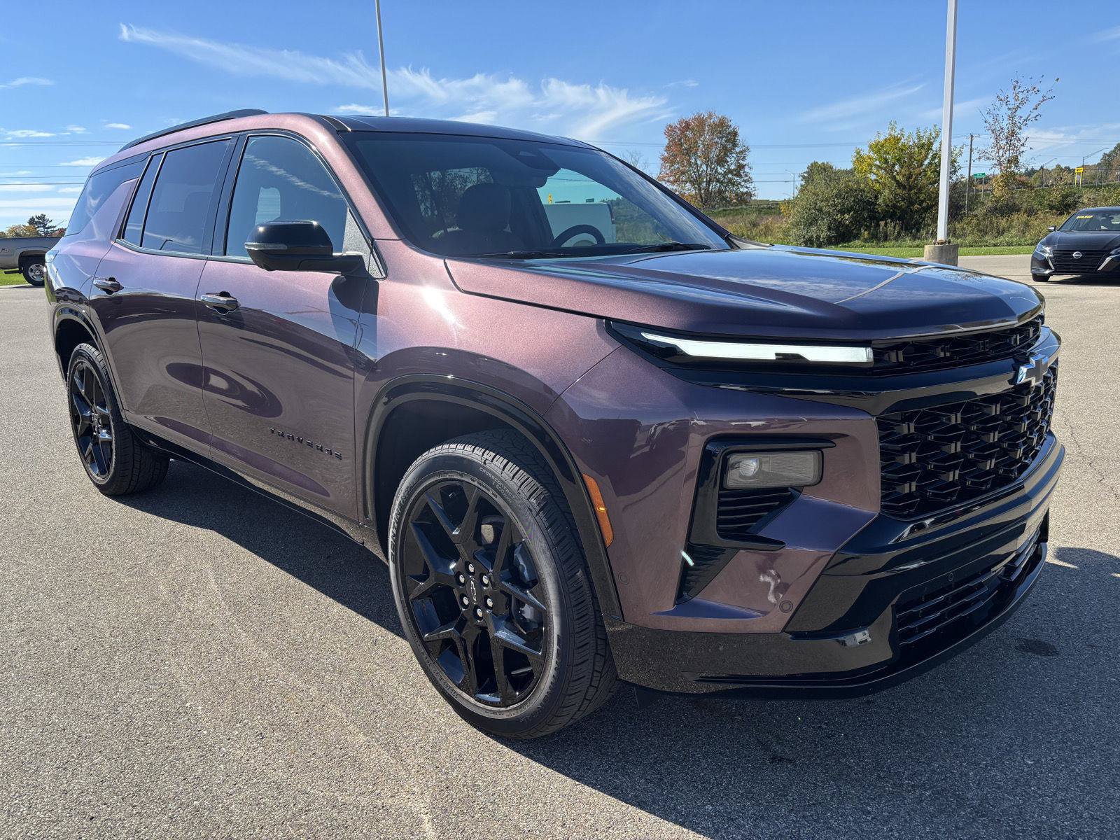 Used 2024 Chevrolet Traverse RS FWD image 9