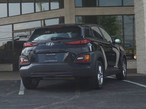 Used 2021 Hyundai Kona SE FWD image 3