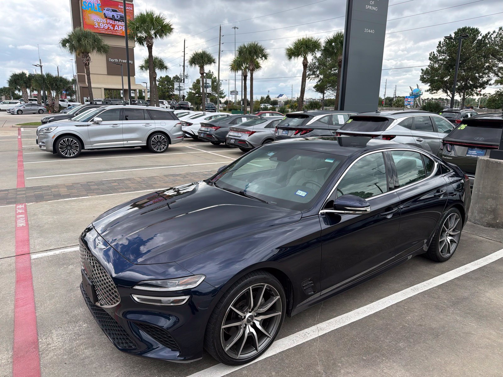 Used 2023 Genesis G70 2.0T RWD image 1