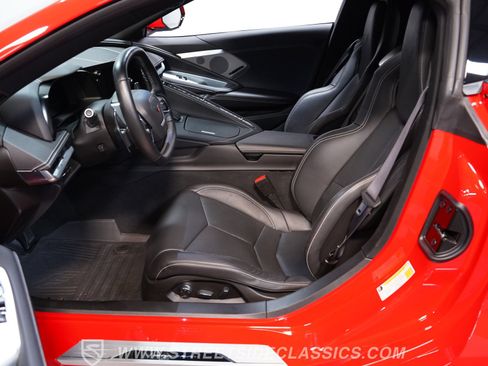 Used 2021 Chevrolet Corvette Stingray Preferred Cpe w/ Z51 Performance Package RWD image 33