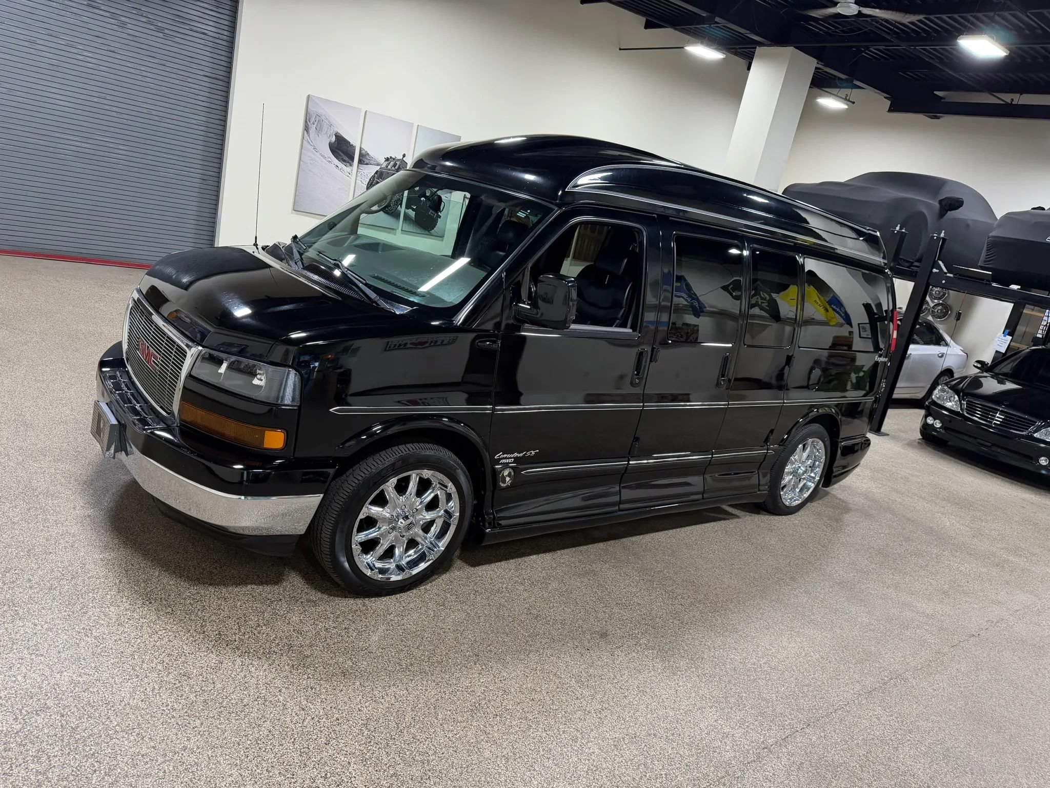 Used 2007 GMC Savana 1500 AWD w/ Preferred Equipment Group image 9