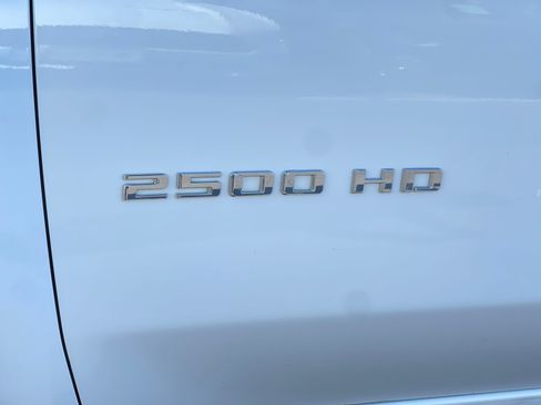 Used 2020 Chevrolet Silverado 2500 W/T w/ WT Convenience Package AWD/4WD image 37