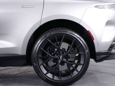 Used 2025 Aston Martin DBX 707 image 10