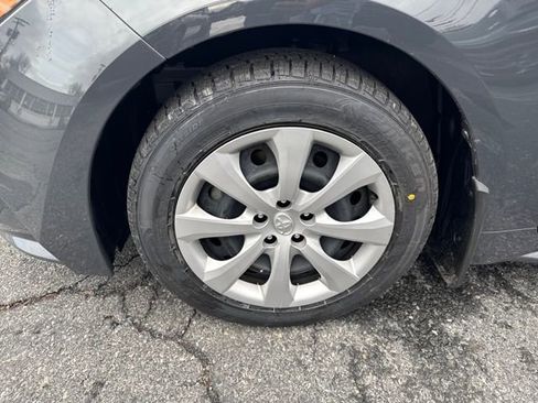 Used 2024 Toyota Corolla LE image 23