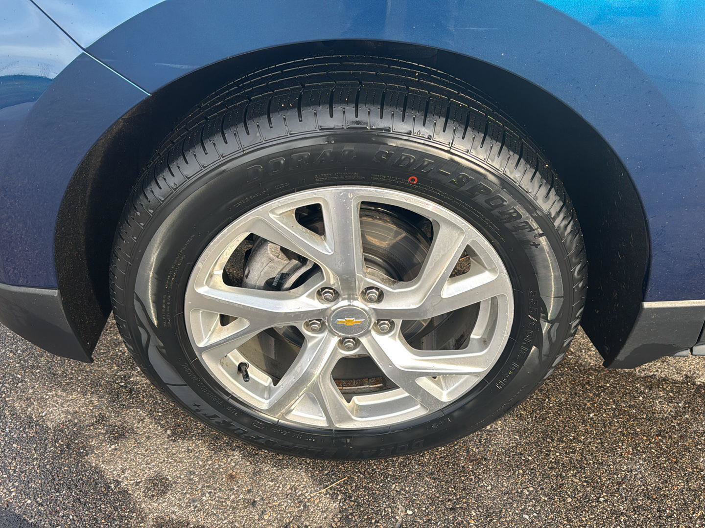 Used 2019 Chevrolet Equinox Premier FWD image 9