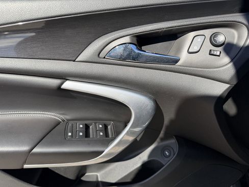 Used 2015 Buick Regal Premium image 13