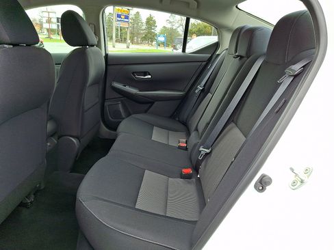 Used 2021 Nissan Sentra SV image 10