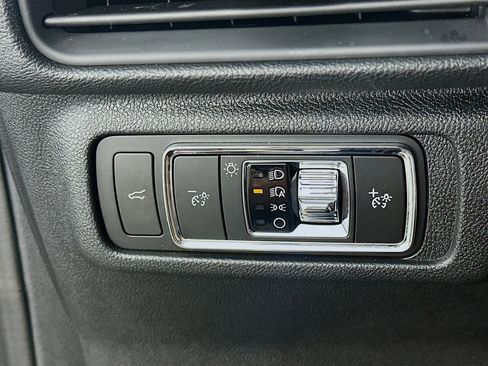 Used 2022 Lincoln Corsair FWD image 17