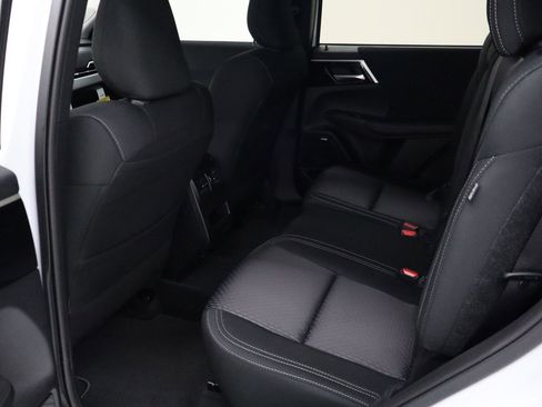 New 2026 Mitsubishi Outlander ES image 20