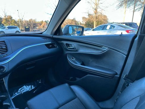 Used 2019 Chevrolet Impala LT image 20