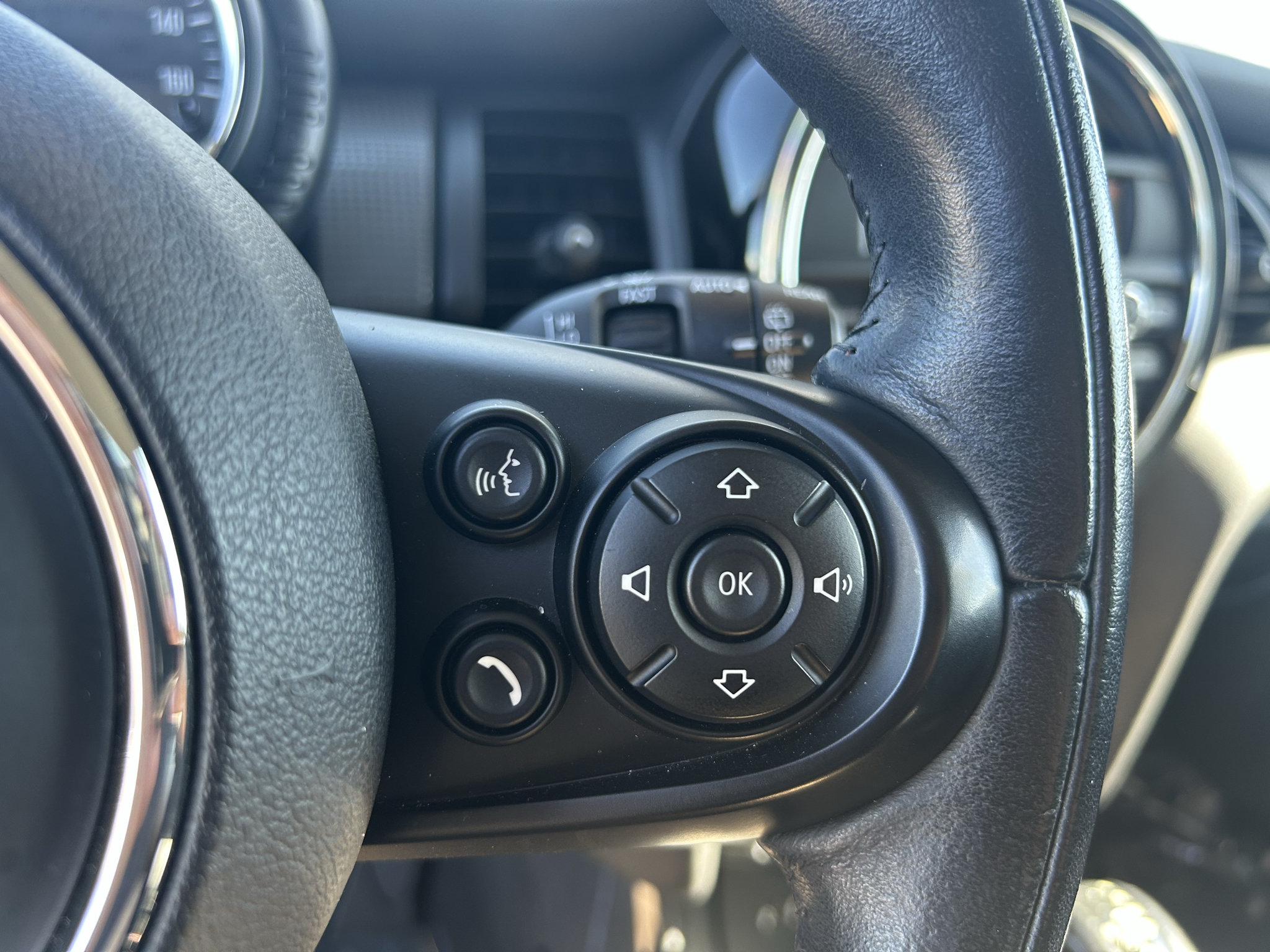 Used 2015 MINI Cooper 2-Door Hardtop FWD image 20