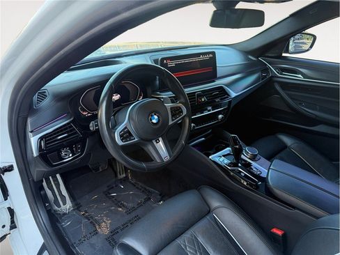 Used 2021 BMW M550i xDrive w/ Premium Package AWD/4WD image 10