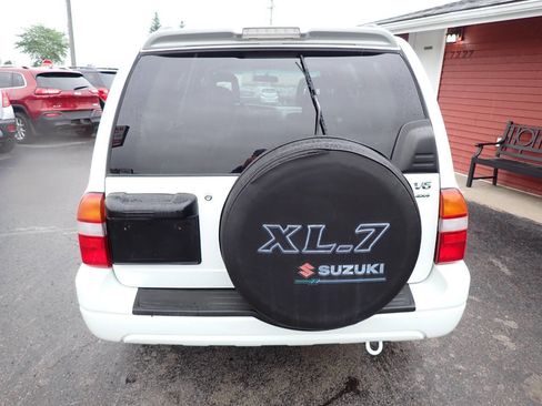 Used 2002 Suzuki XL7 4WD image 5