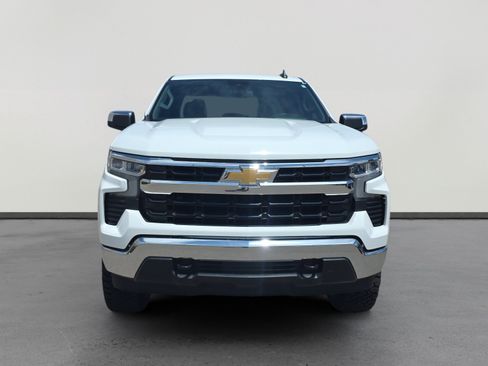 Used 2024 Chevrolet Silverado 1500 LT AWD/4WD image 8