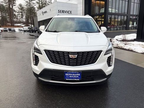 Used 2020 Cadillac XT4 Premium Luxury w/ Driver Awareness Package image 2