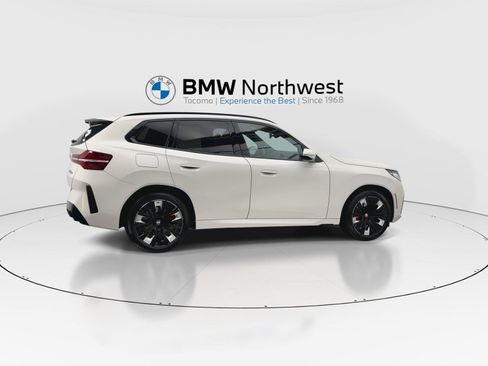 Used 2025 BMW X3 xDrive30i w/ M Sport Package AWD/4WD image 4