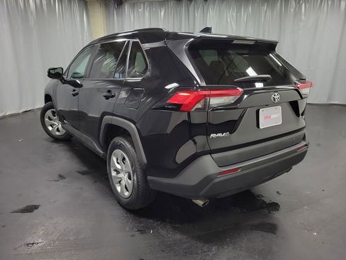 Used 2020 Toyota RAV4 LE image 6