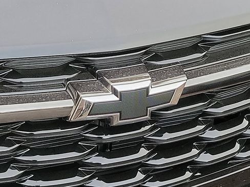 New 2026 Chevrolet Trax RS image 4