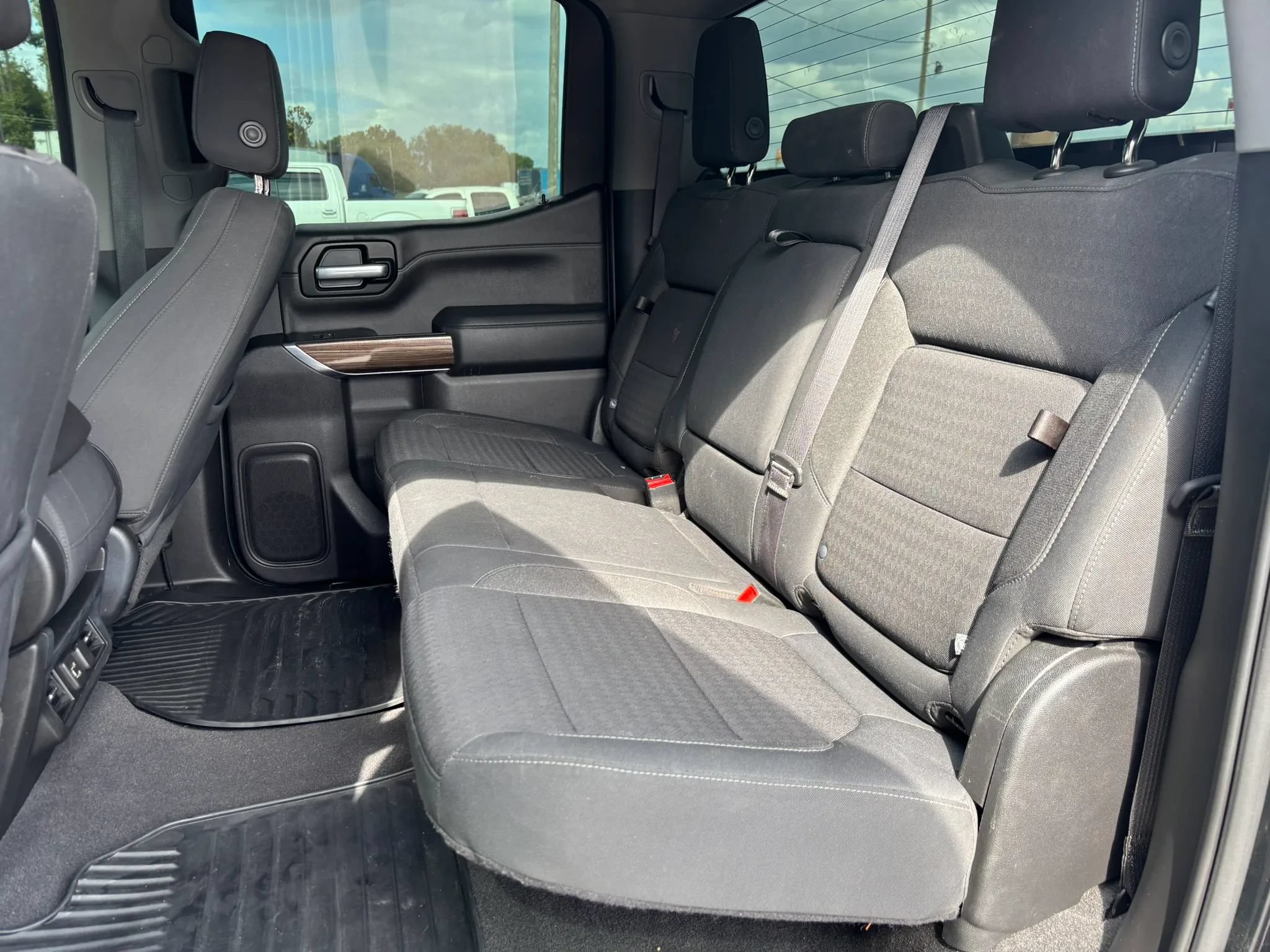 Used 2020 Chevrolet Silverado 1500 RST w/ Texas Edition AWD/4WD image 16