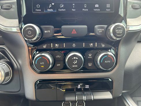 Used 2023 RAM 1500 Laramie image 16