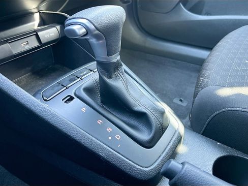 Used 2022 Kia Rio S FWD image 16