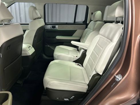 Used 2024 Hyundai Santa Fe Calligraphy image 22