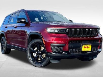 Used 2023 Jeep Grand Cherokee L Laredo