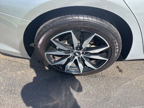 Used 2018 Chevrolet Malibu LT w/ Sport Package FWD image 44