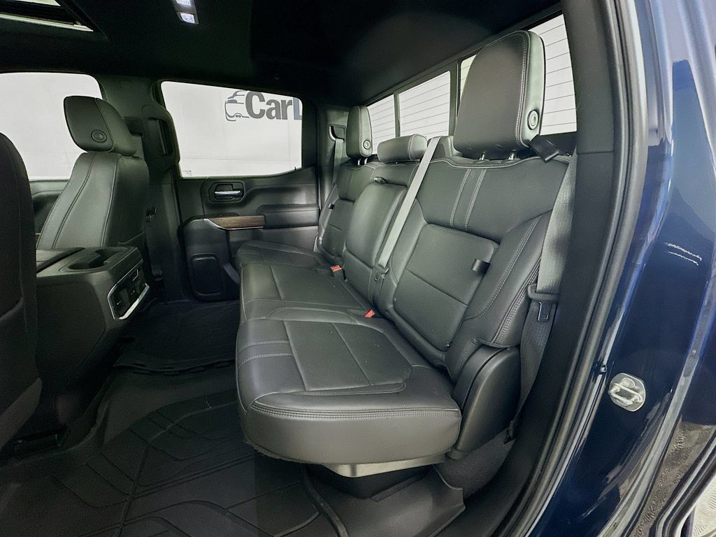 Used 2021 Chevrolet Silverado 1500 High Country RWD image 30