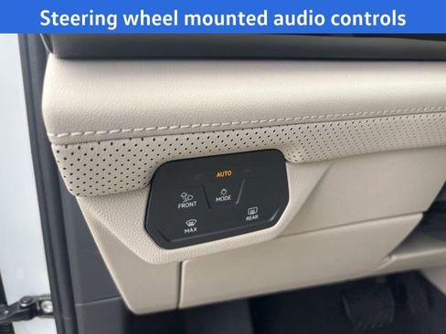 New 2026 Volkswagen Atlas SE image 9