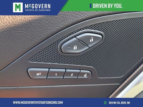 Used 2015 Chevrolet Corvette Stingray Convertible w/ 2LT Preferred Equipment Group RWD image 15