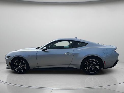 New 2025 Ford Mustang Premium image 17