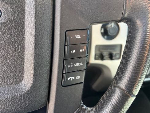 Used 2012 Ford F150 XLT w/ XLT Convenience Pkg image 12