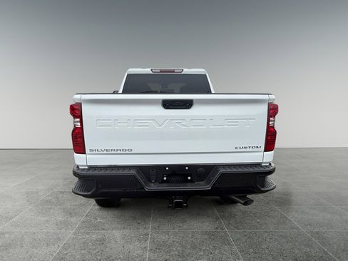 New 2026 Chevrolet Silverado 2500 Custom w/ Custom Value Package AWD/4WD image 4
