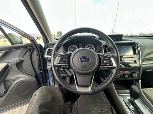 Used 2021 Subaru Forester Premium image 12